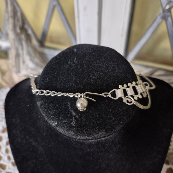 Silver Choker Necklace - Picture 5 of 10